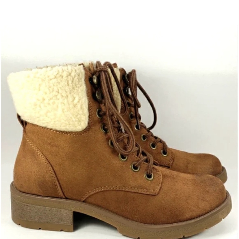 Mossimo Supply Co. Tan Lace-Up Boots with Cream Collar